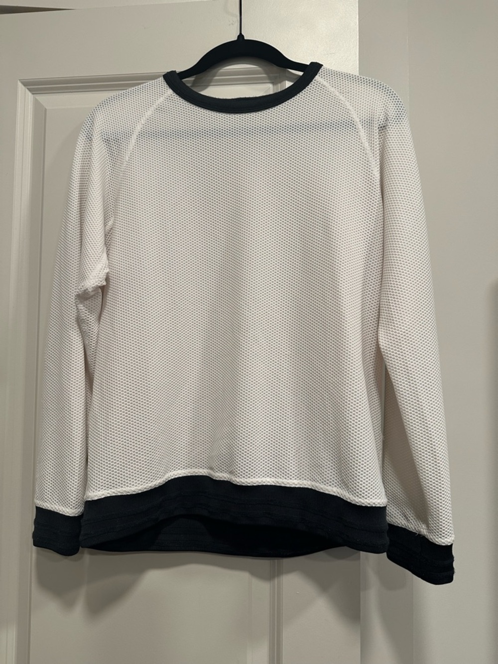 rag & bone White Mesh Texture Sweatshirt Black Trim Pullover Size M